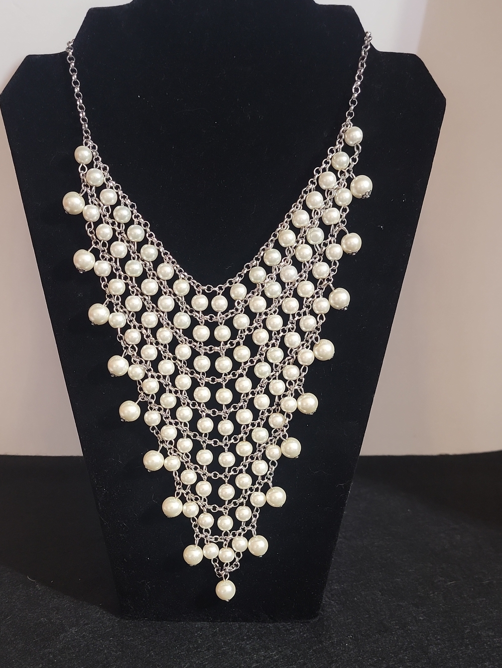 Elegant Pearl Bib Necklace - Silver Chain, White Pearls